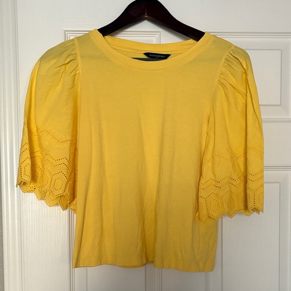 Banana Republic Tops - Banana Republic Yellow Eyelet Lace Puff Sleeve T-Shirt
